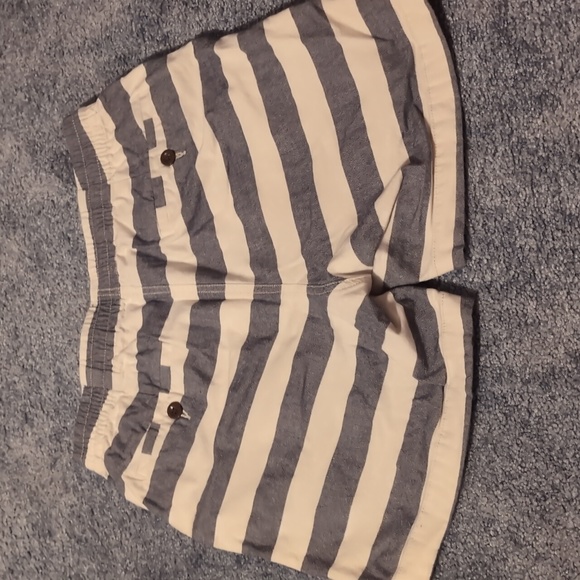 J. Crew blue-grey/white striped dock Shorts, small - Picture 3 of 3